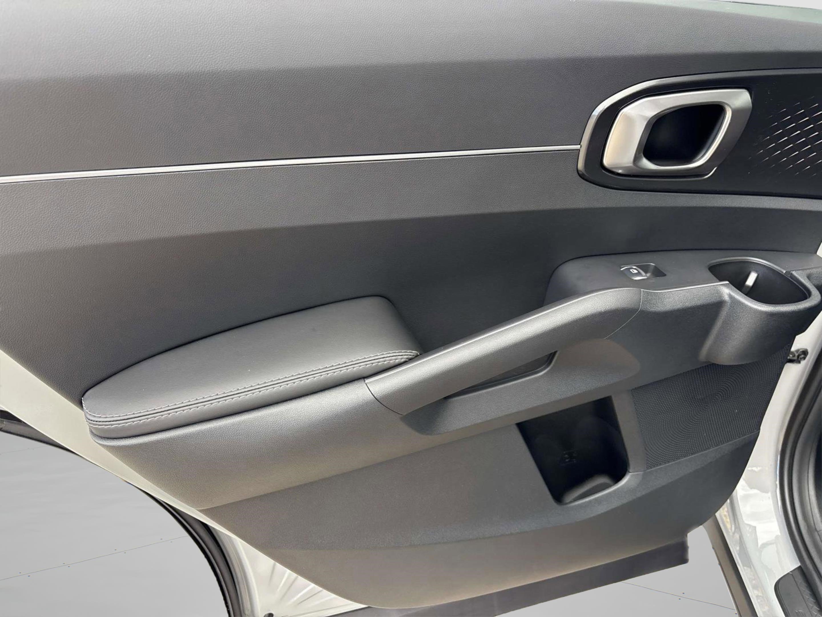 New 2025 Kia Sorento EX w/ Panoramic Sunroof Package image 19