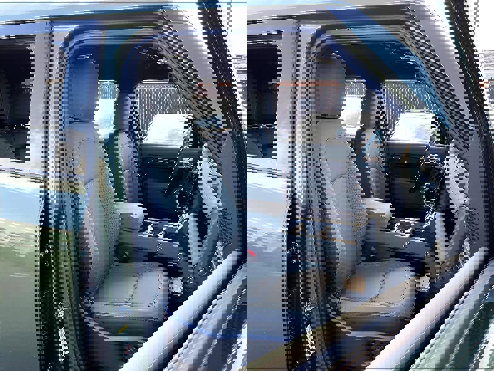 New 2026 Land Rover Defender 110 S image 31