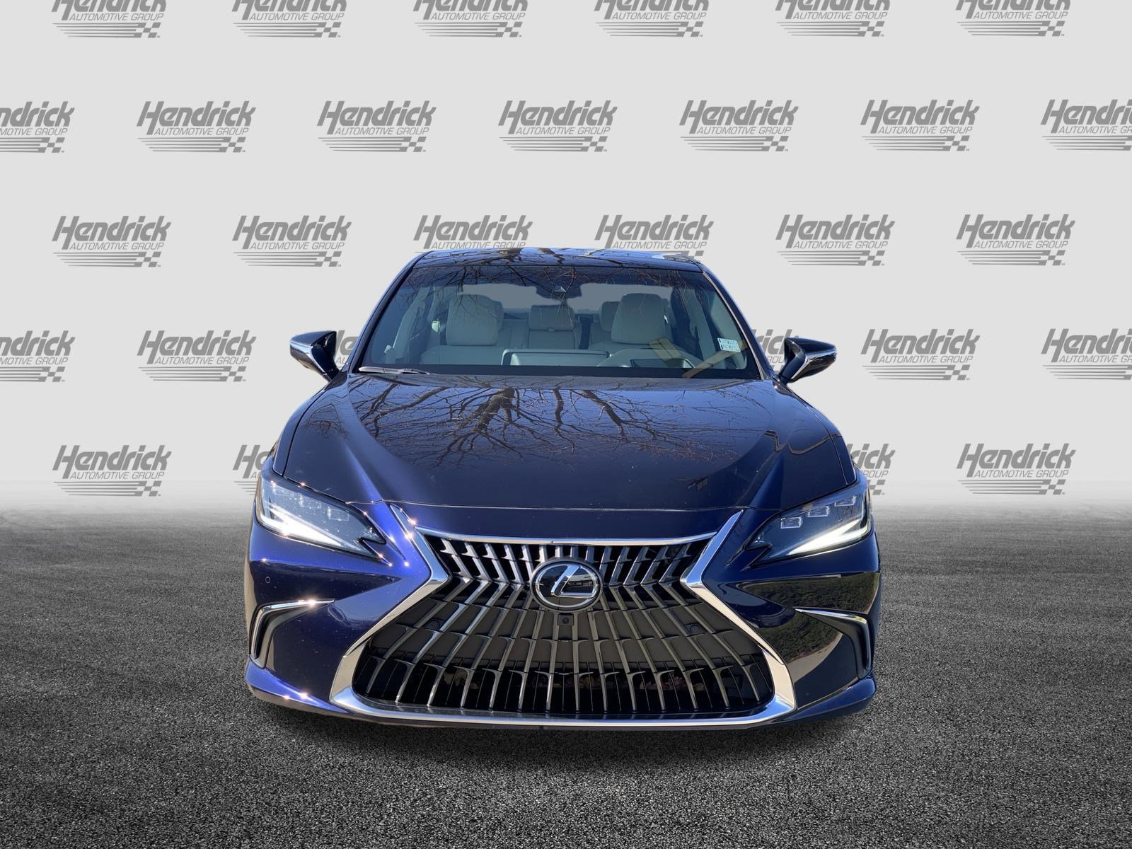 Used 2025 Lexus ES 350 Ultra Luxury image 3