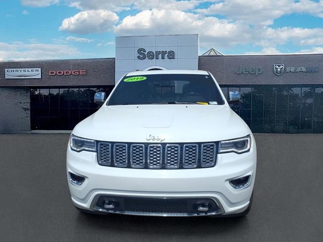Used 2019 Jeep Grand Cherokee Overland AWD/4WD image 2