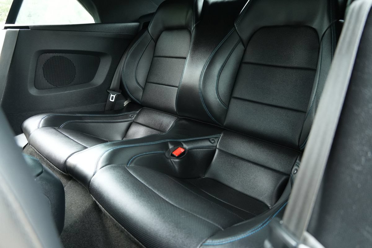 Used 2018 Ford Mustang GT Premium w/ Equipment Group 401A RWD image 11