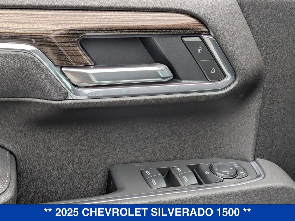 New 2025 Chevrolet Silverado 1500 LT AWD/4WD image 12