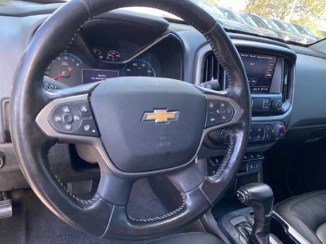 Used 2021 Chevrolet Colorado Z71 w/ Safety Package AWD/4WD image 12
