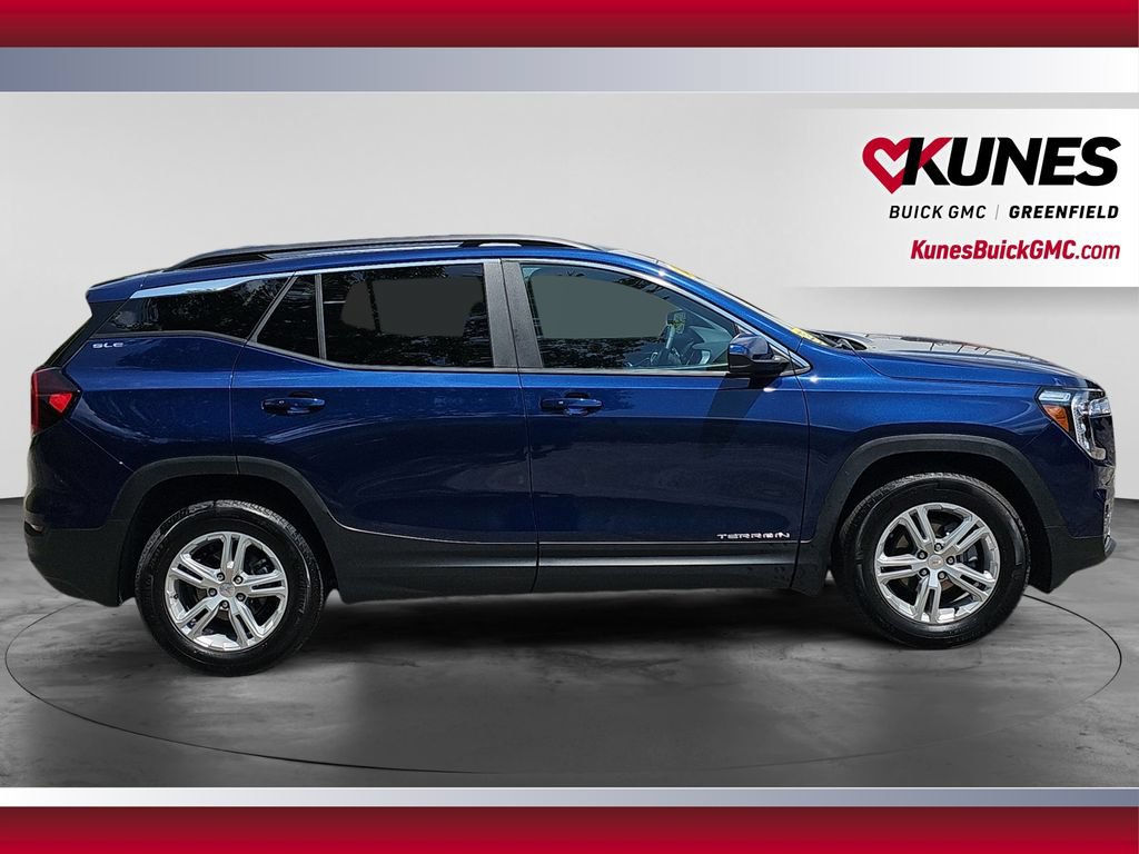 Used 2023 GMC Terrain SLE w/ Driver Convenience Package FWD image 12