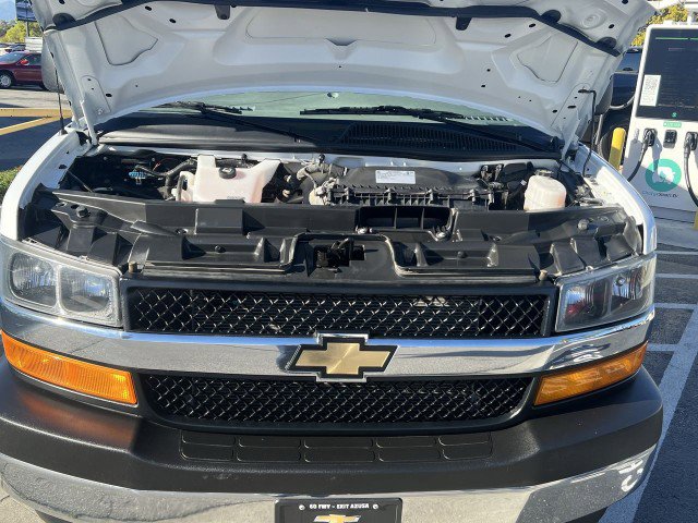 Used 2024 Chevrolet Express 2500 w/ Driver Convenience Package image 26