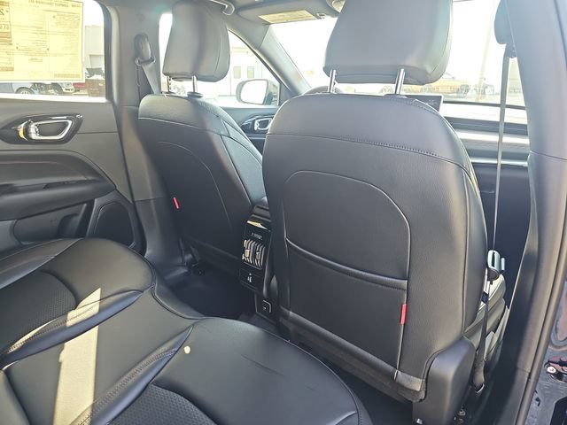 New 2026 Jeep Compass Trailhawk AWD/4WD image 30