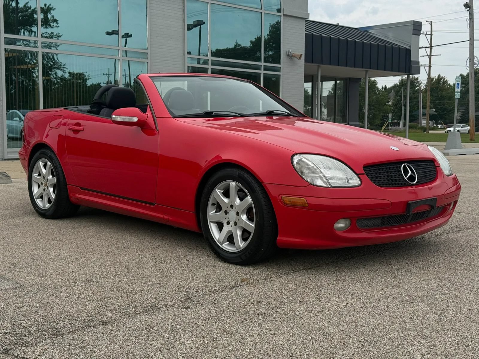 Used 2004 Mercedes-Benz SLK 230 image 2