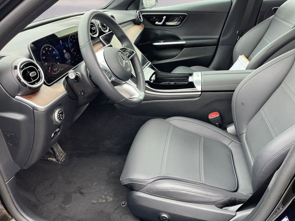 Certified 2025 Mercedes-Benz C 300 4MATIC Sedan image 9