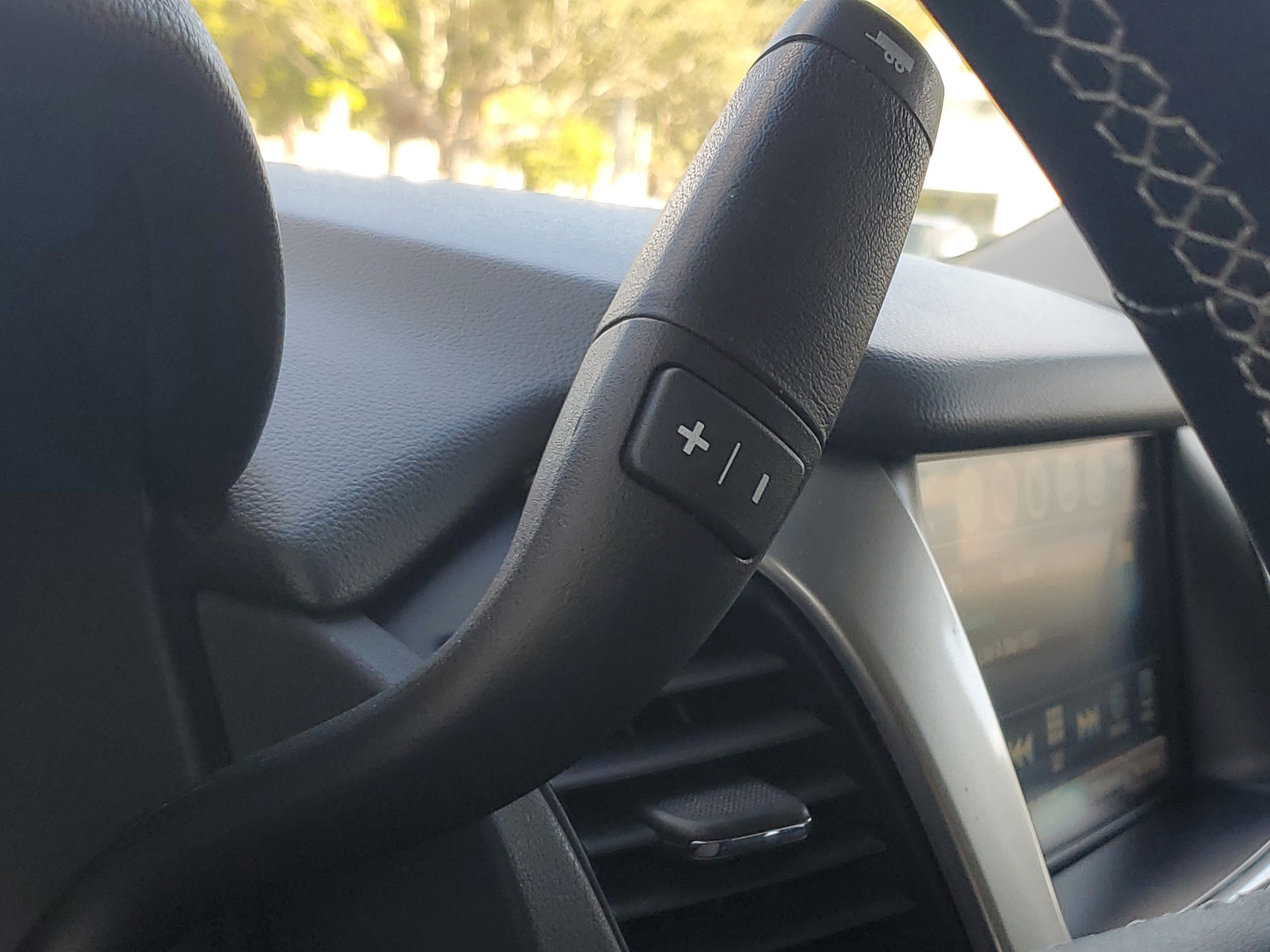 Used 2020 Chevrolet Suburban Premier image 35