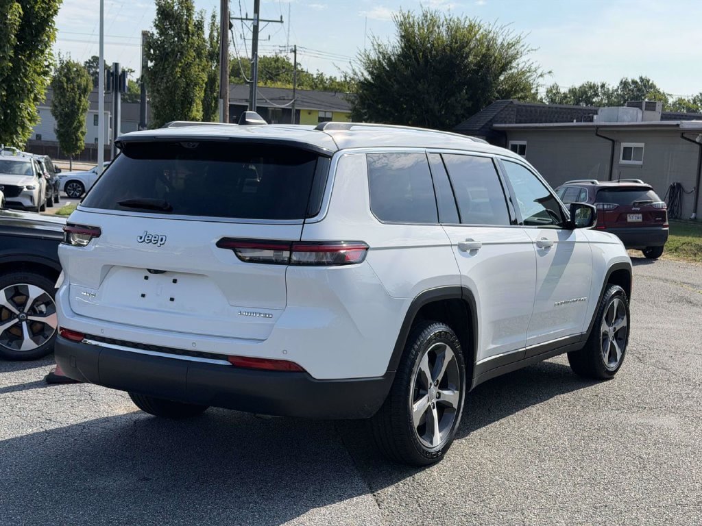 Used 2023 Jeep Grand Cherokee L Limited w/ Luxury Tech Group II AWD/4WD image 20