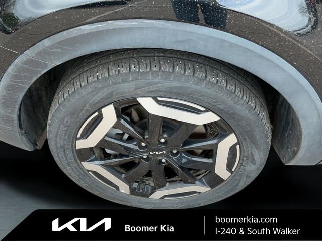 Certified 2025 Kia Telluride S image 9