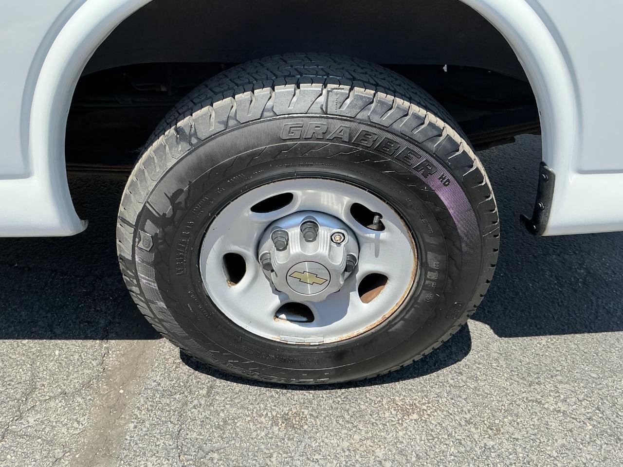 Used 2013 Chevrolet Express 2500 LS RWD image 6