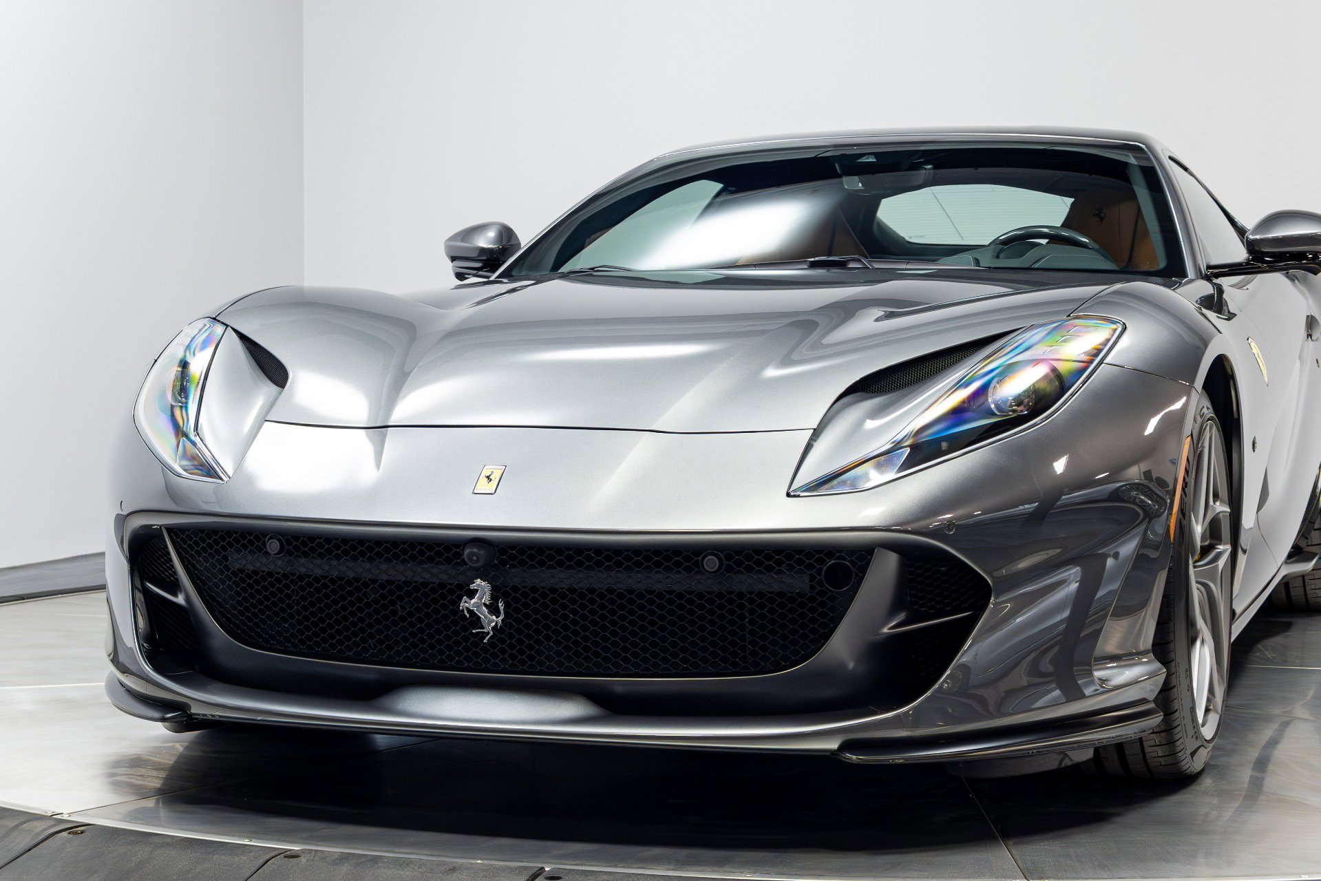Used 2020 Ferrari 812 Superfast RWD image 70
