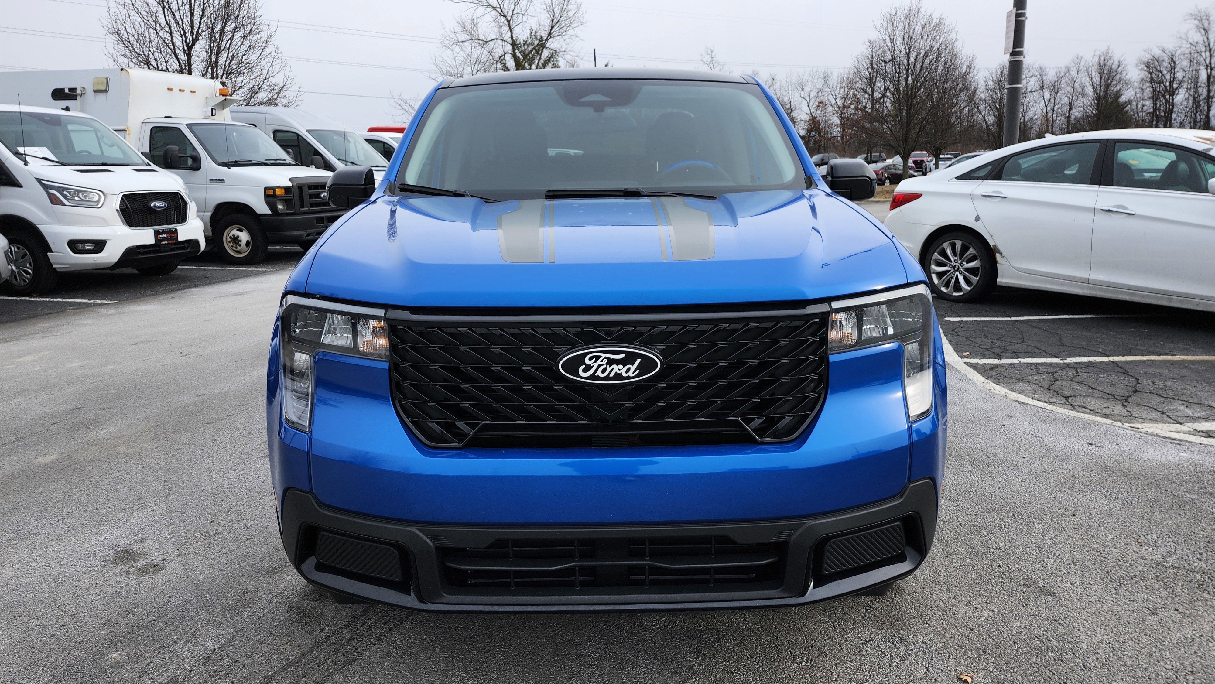 Used 2025 Ford Maverick XLT w/ Black Appearance Package image 11