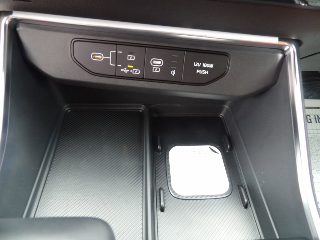 New 2026 Kia Carnival EX FWD image 21