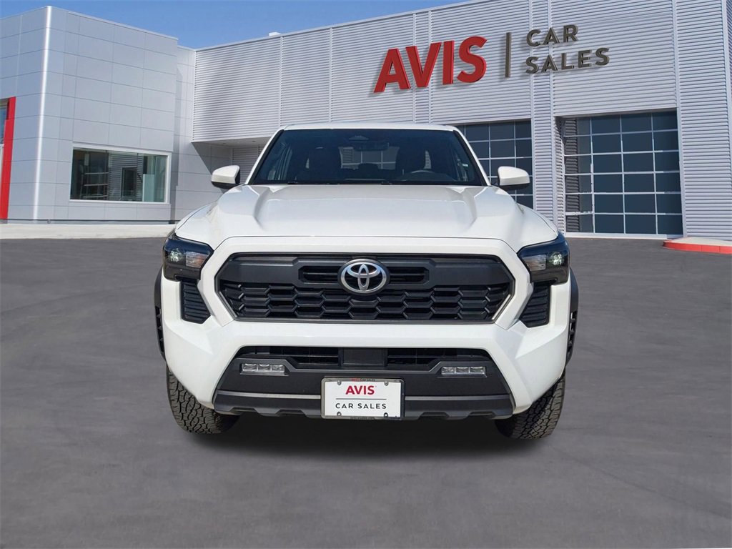 Used 2025 Toyota Tacoma TRD Off-Road image 2