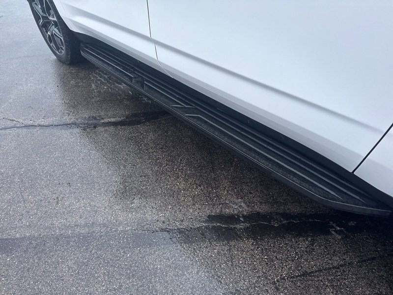 Used 2021 Chevrolet Suburban RST w/ Luxury Package image 10