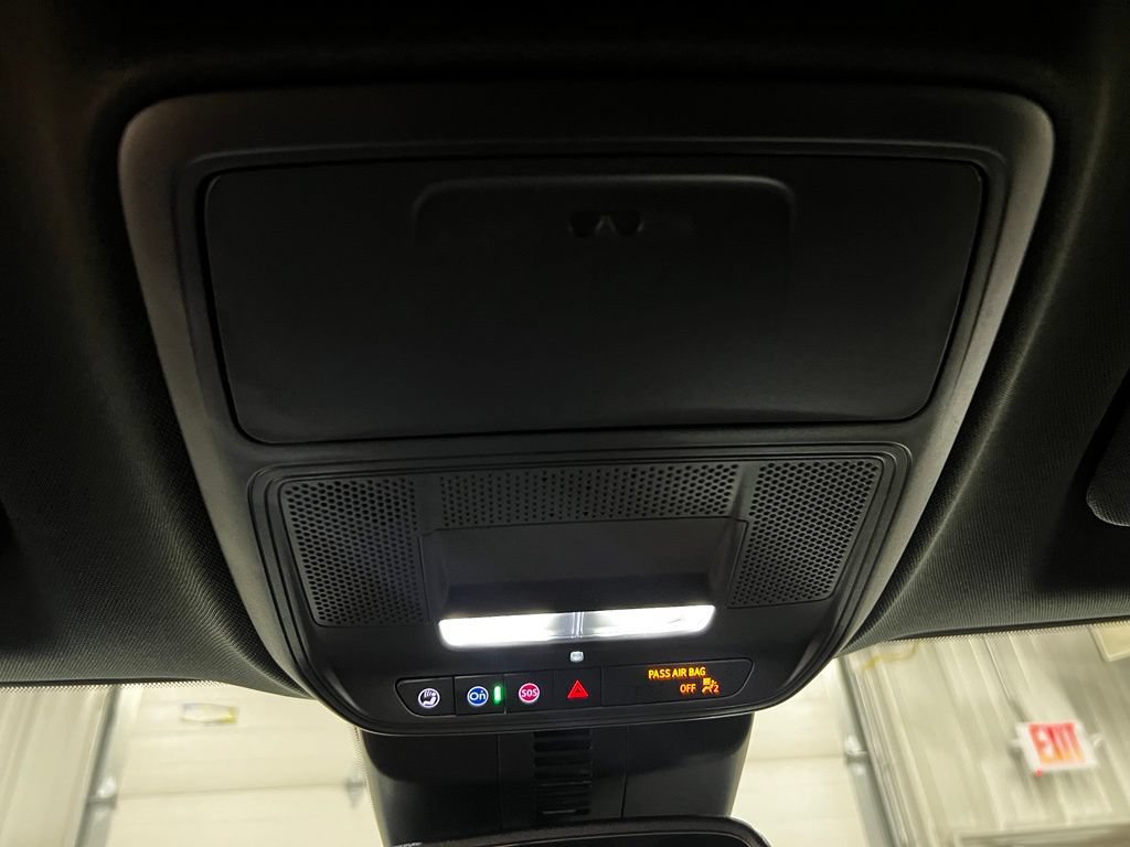 New 2026 Buick Enclave Preferred w/ LPO, Floor Liner Package AWD/4WD image 25