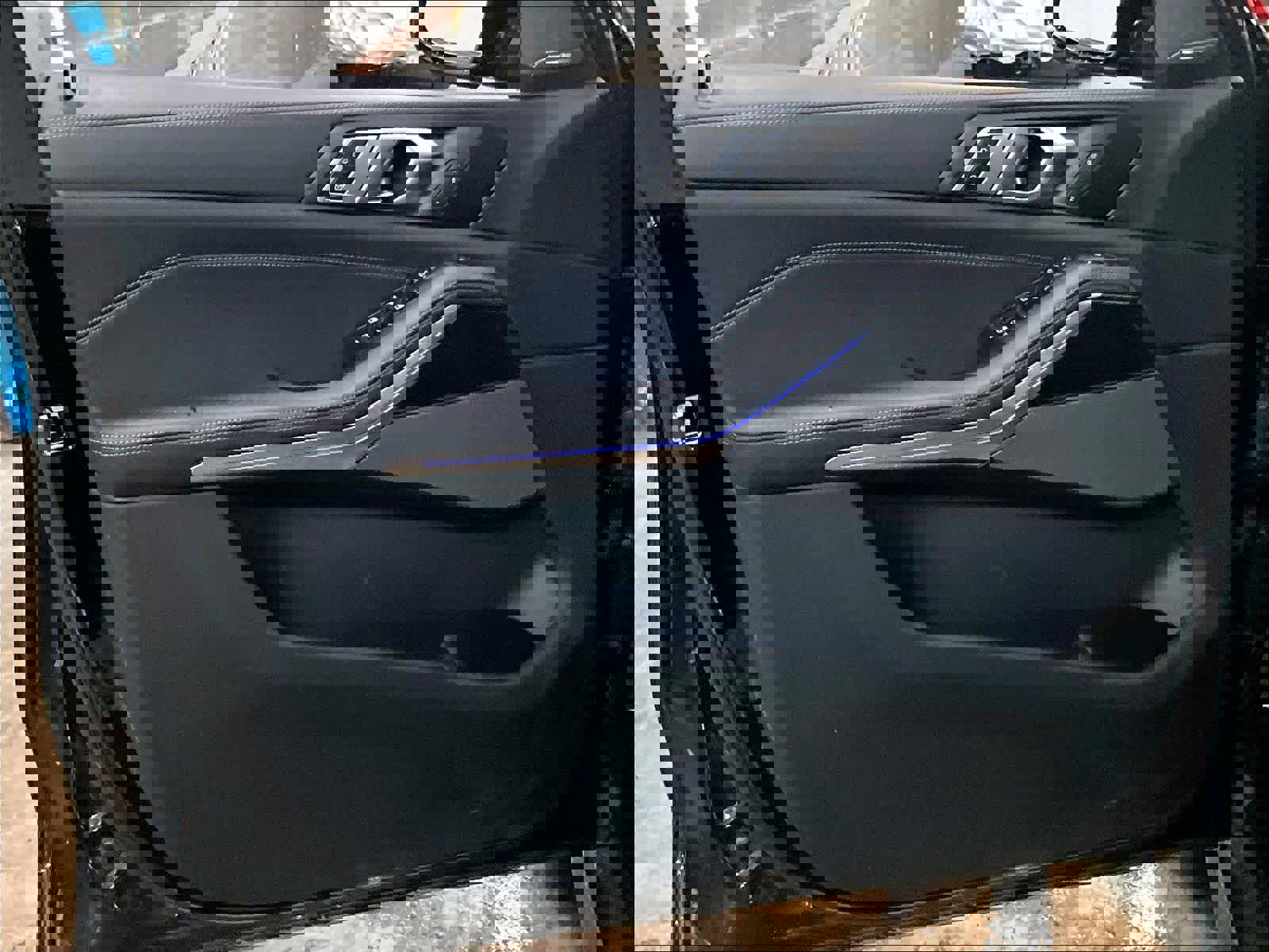 Used 2024 BMW X5 xDrive40i w/ Executive Package image 24