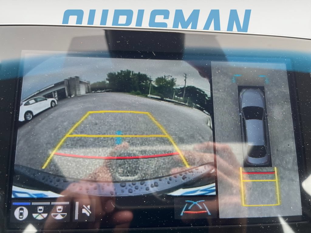 Used 2020 Toyota Avalon Touring w/ Advanced Safety Package FWD image 18
