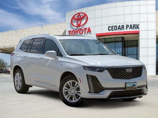 Used 2024 Cadillac XT6 Luxury w/ LPO, Floor Liner Package FWD image 1