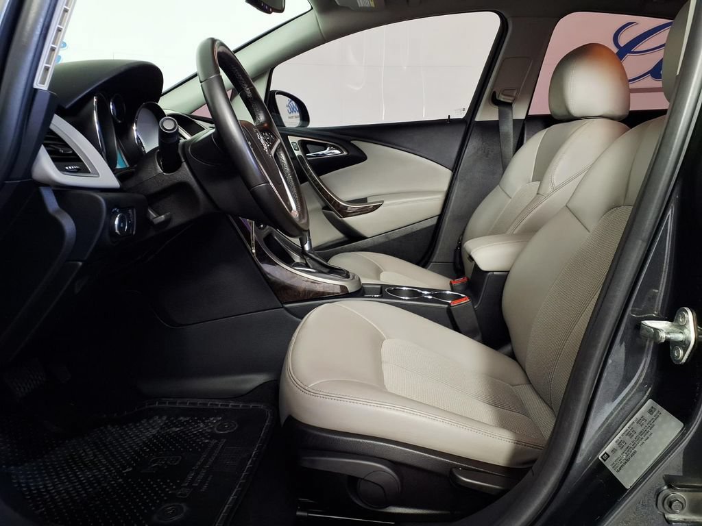 Used 2014 Buick Verano FWD image 9