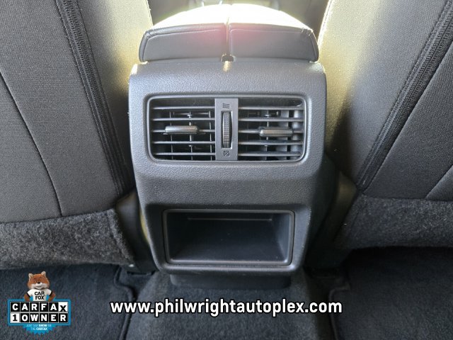Used 2024 Nissan Rogue S AWD/4WD image 12