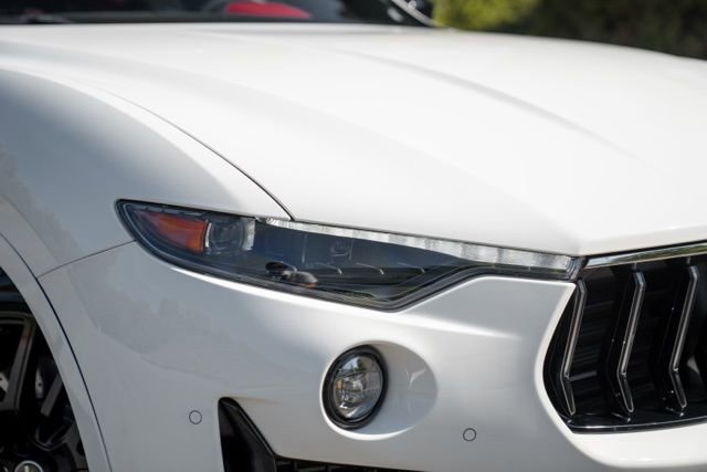 Used 2022 Maserati Levante Modena image 8