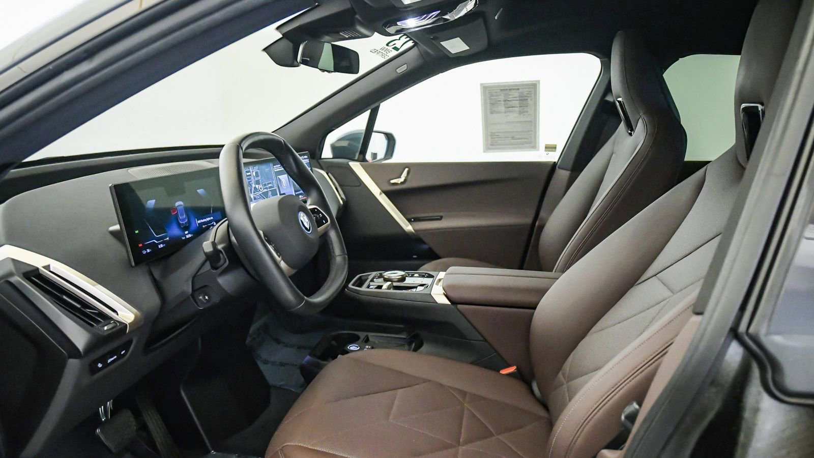 Certified 2023 BMW iX xDrive50 w/ Sport Package image 17