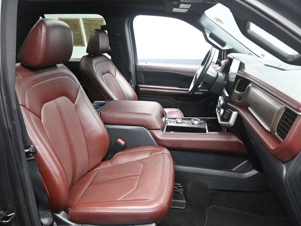 Used 2023 Ford Expedition Max Limited image 31