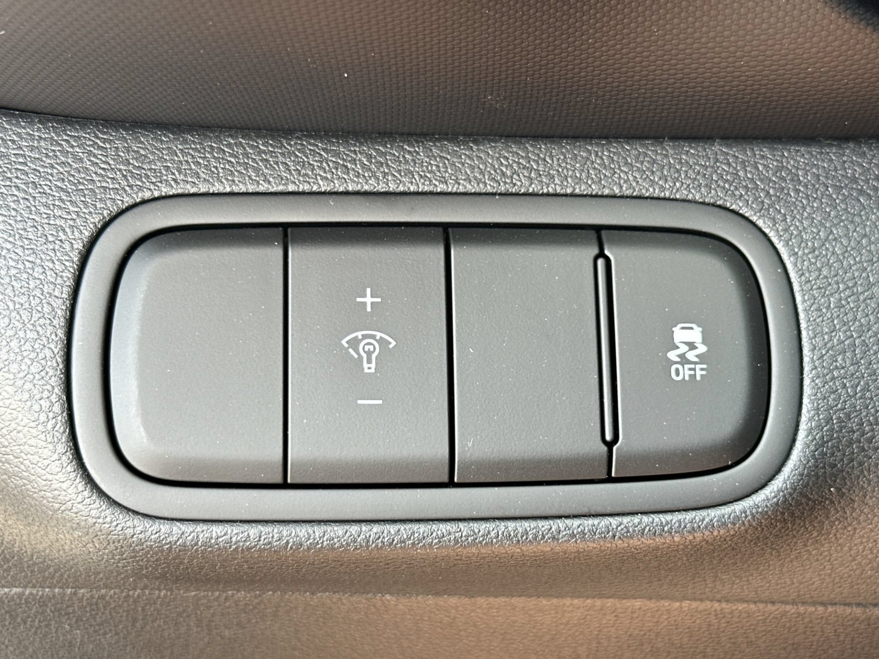 New 2026 Hyundai Venue SE FWD image 16