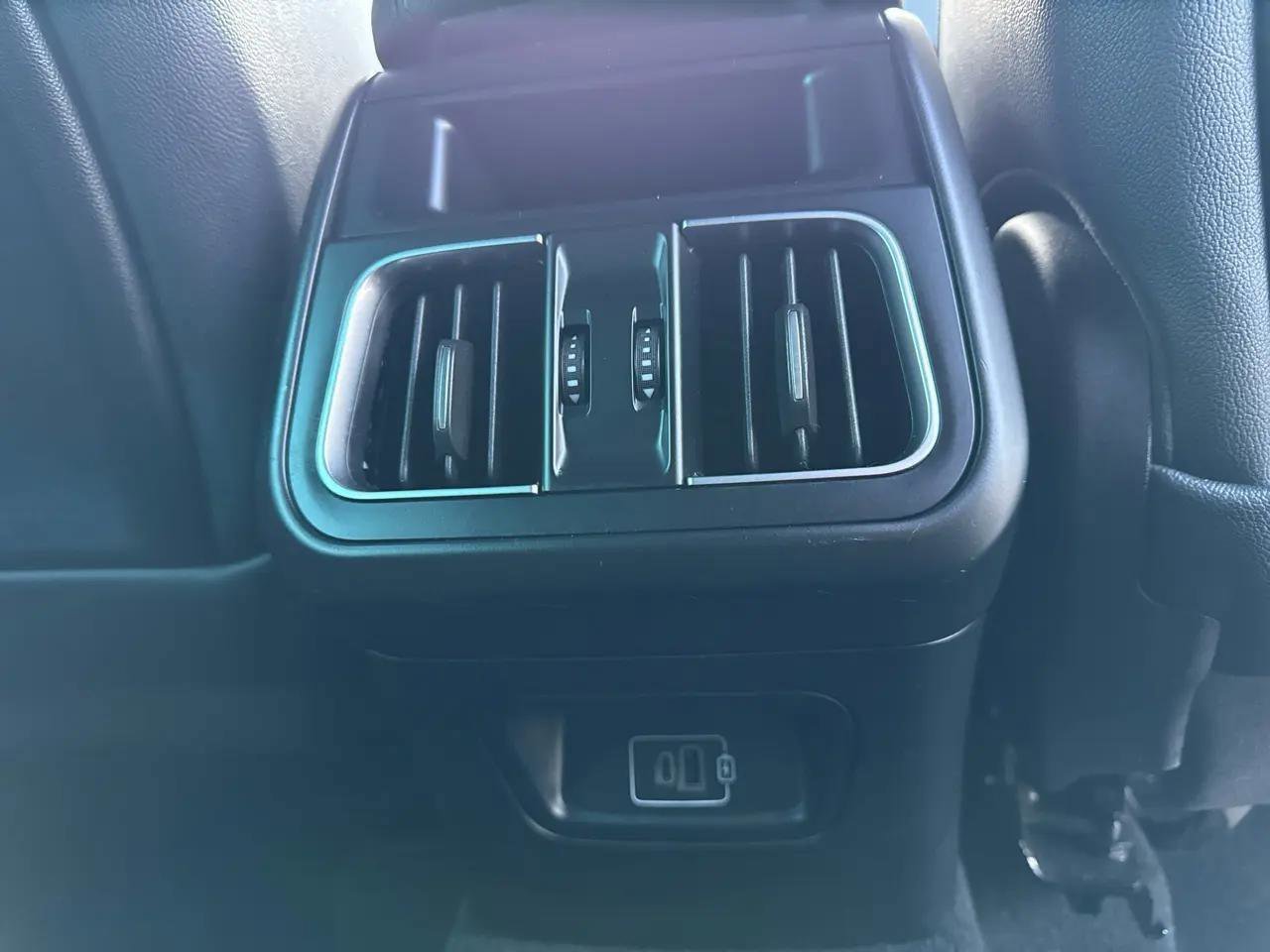 Used 2023 Maserati Grecale GT image 36