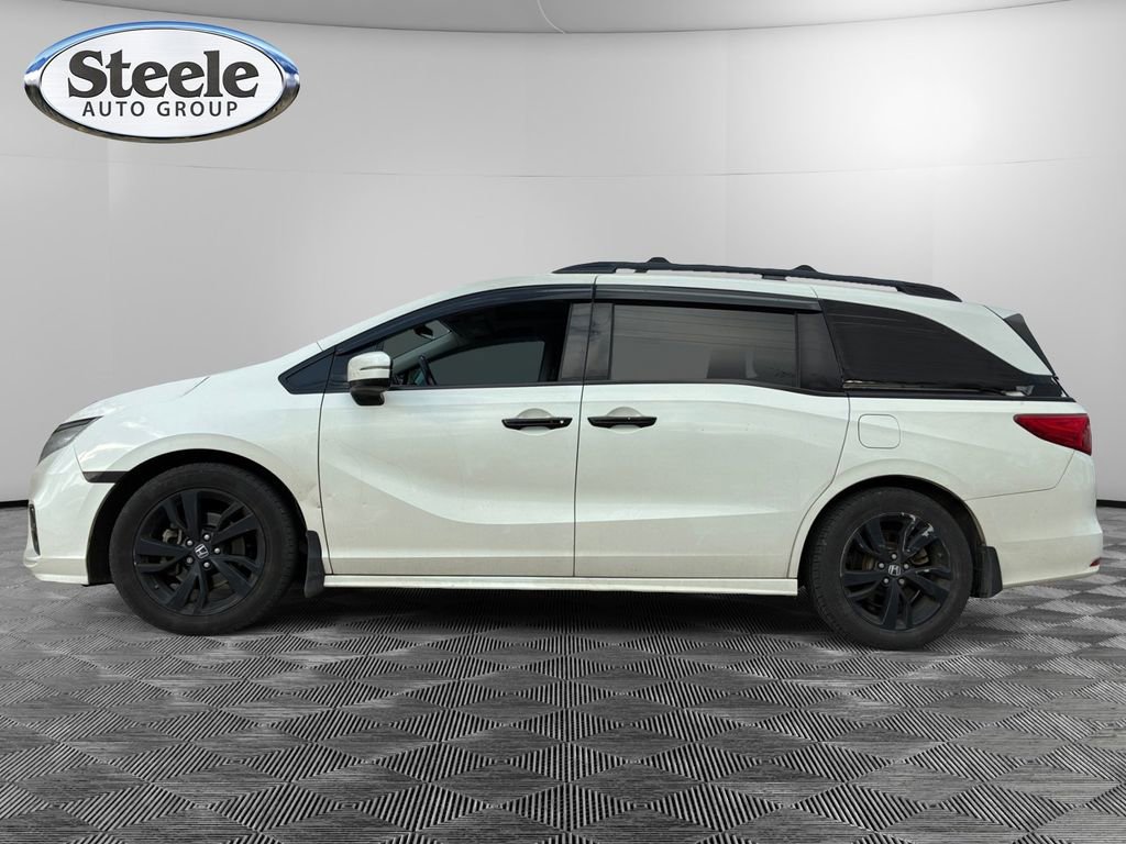 Used 2019 Honda Odyssey Elite image 2