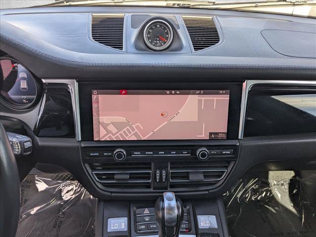 Used 2020 Porsche Macan S AWD/4WD image 13