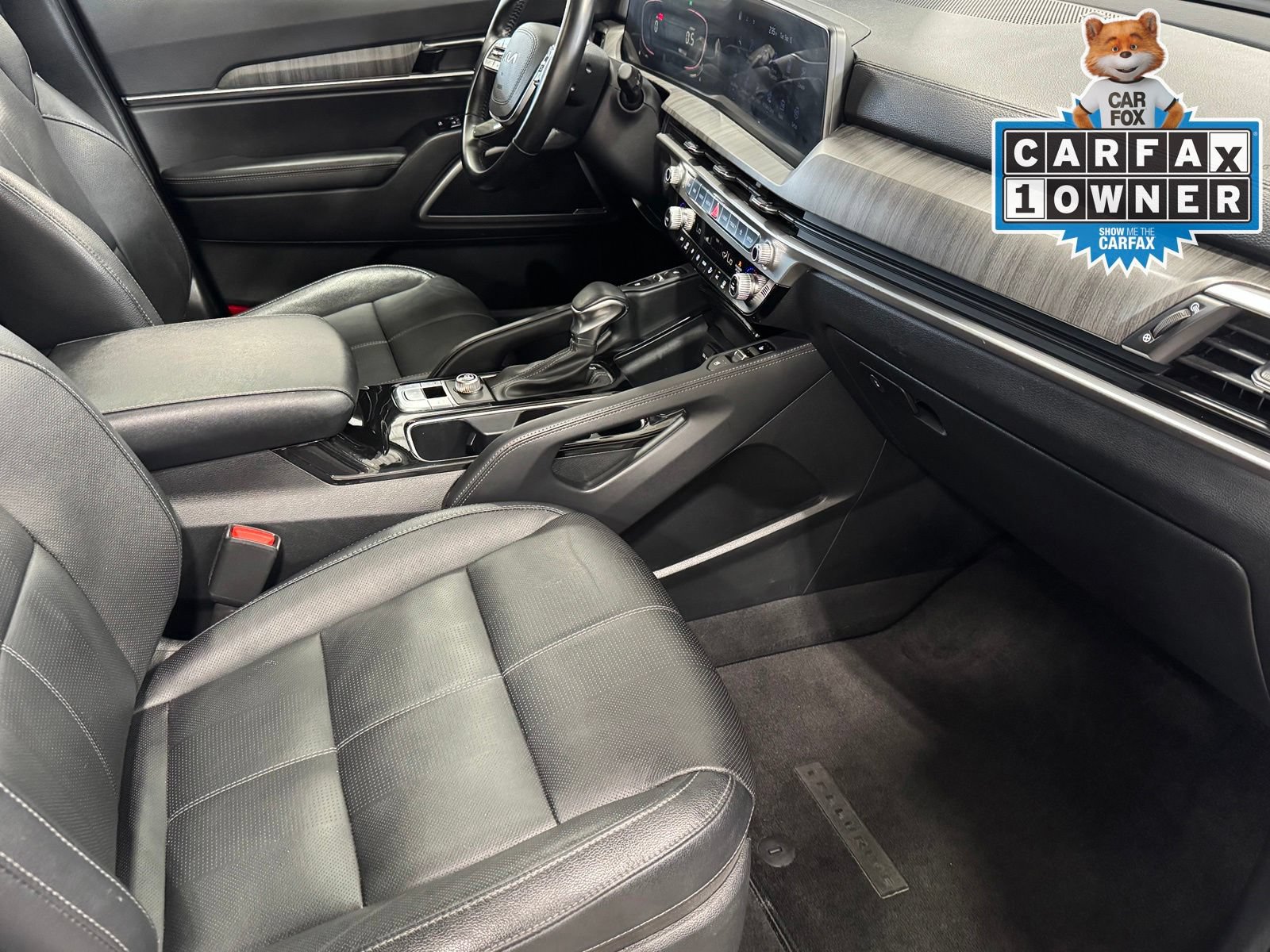 Used 2023 Kia Telluride EX w/ EX Captain's Chair Package FWD image 56