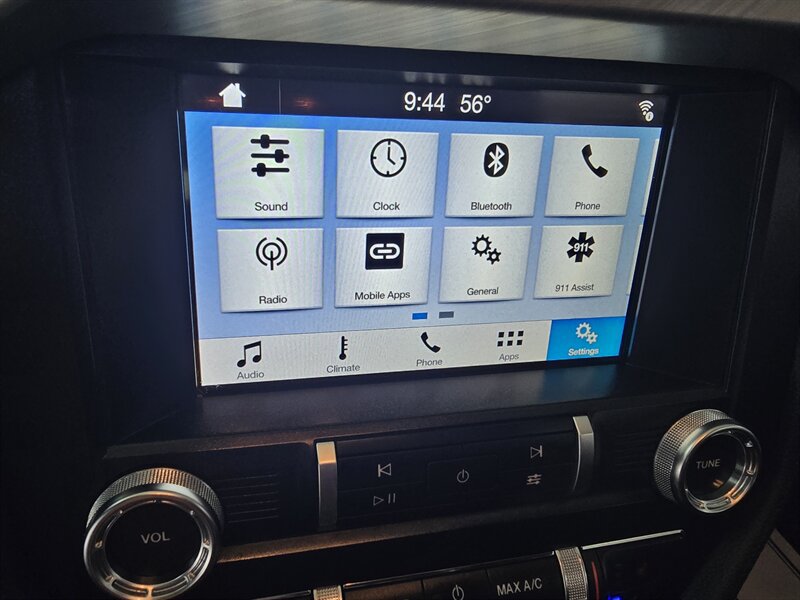 Used 2019 Ford Mustang Premium RWD image 27