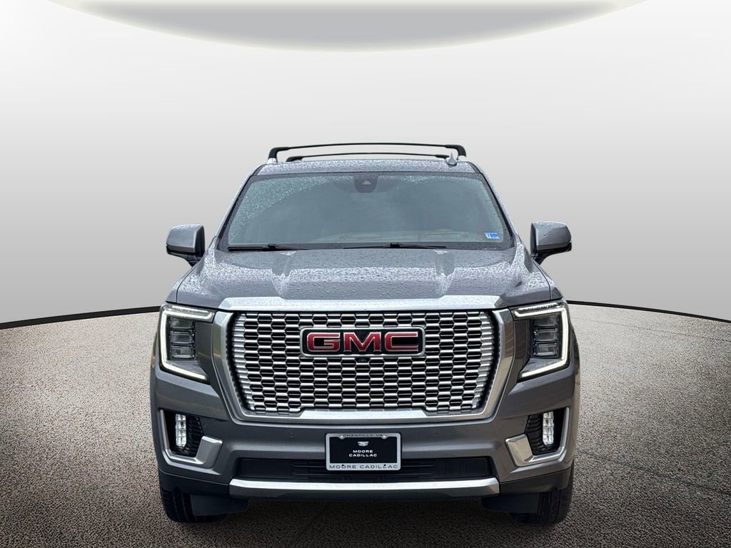 Used 2021 GMC Yukon XL Denali w/ Denali Premium Package AWD/4WD image 5