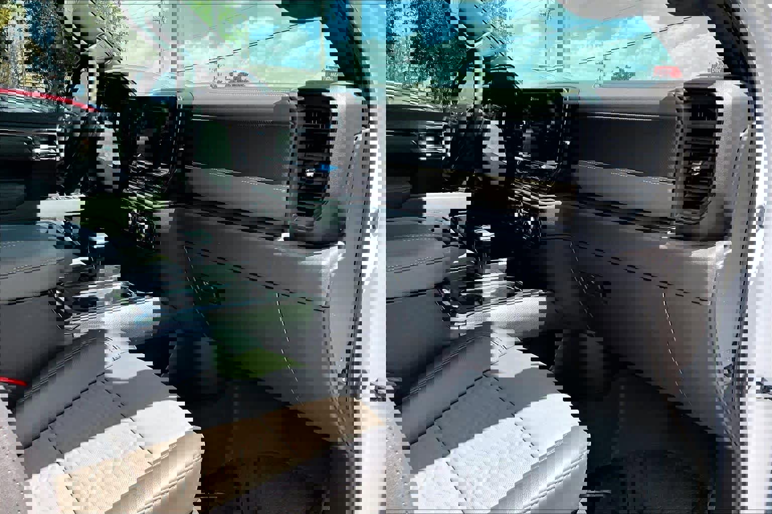 Used 2026 Chevrolet Silverado 1500 ZR2 image 19