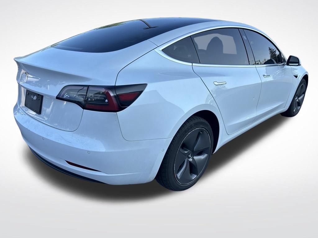Used 2019 Tesla Model 3 Mid Range RWD image 13