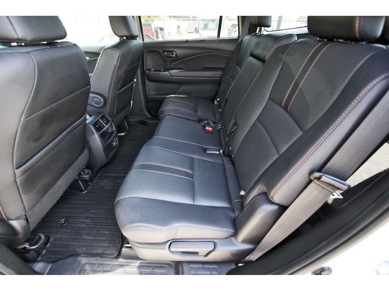Used 2022 Honda Passport TrailSport image 12