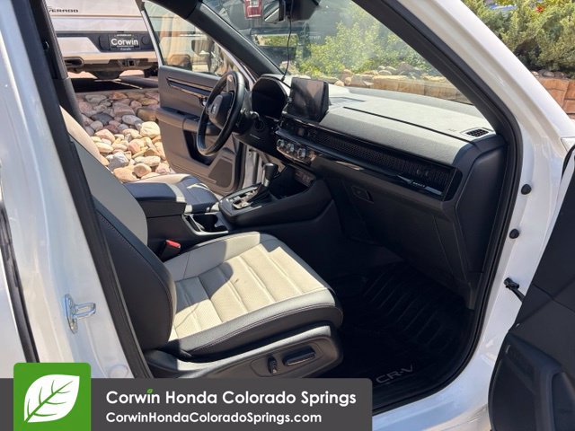 Used 2025 Honda CR-V Sport Touring image 23