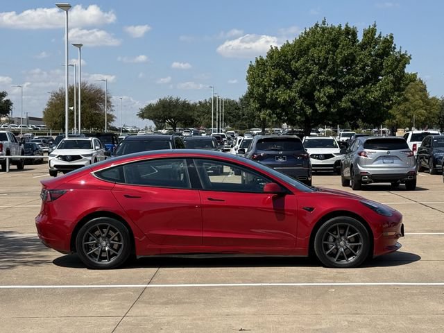 Used 2023 Tesla Model 3 Standard Range RWD image 3