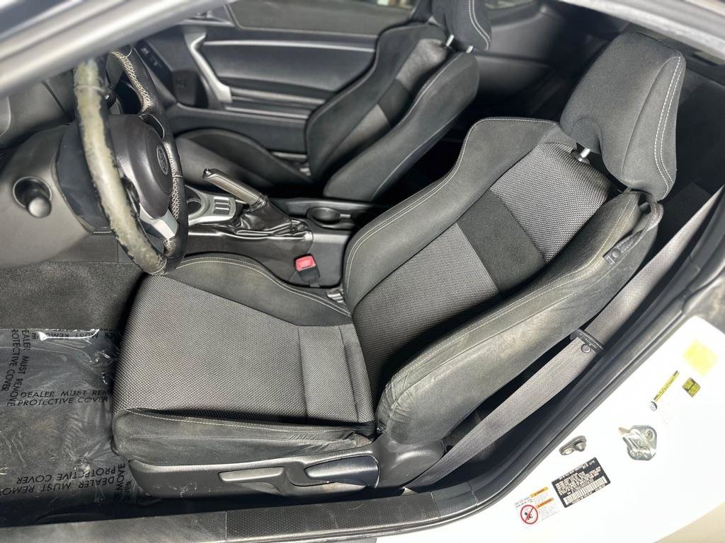 Used 2017 Toyota 86 image 23