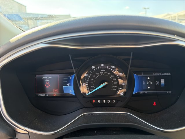 Used 2014 Ford Fusion SE w/ Equipment Group 202A FWD image 11