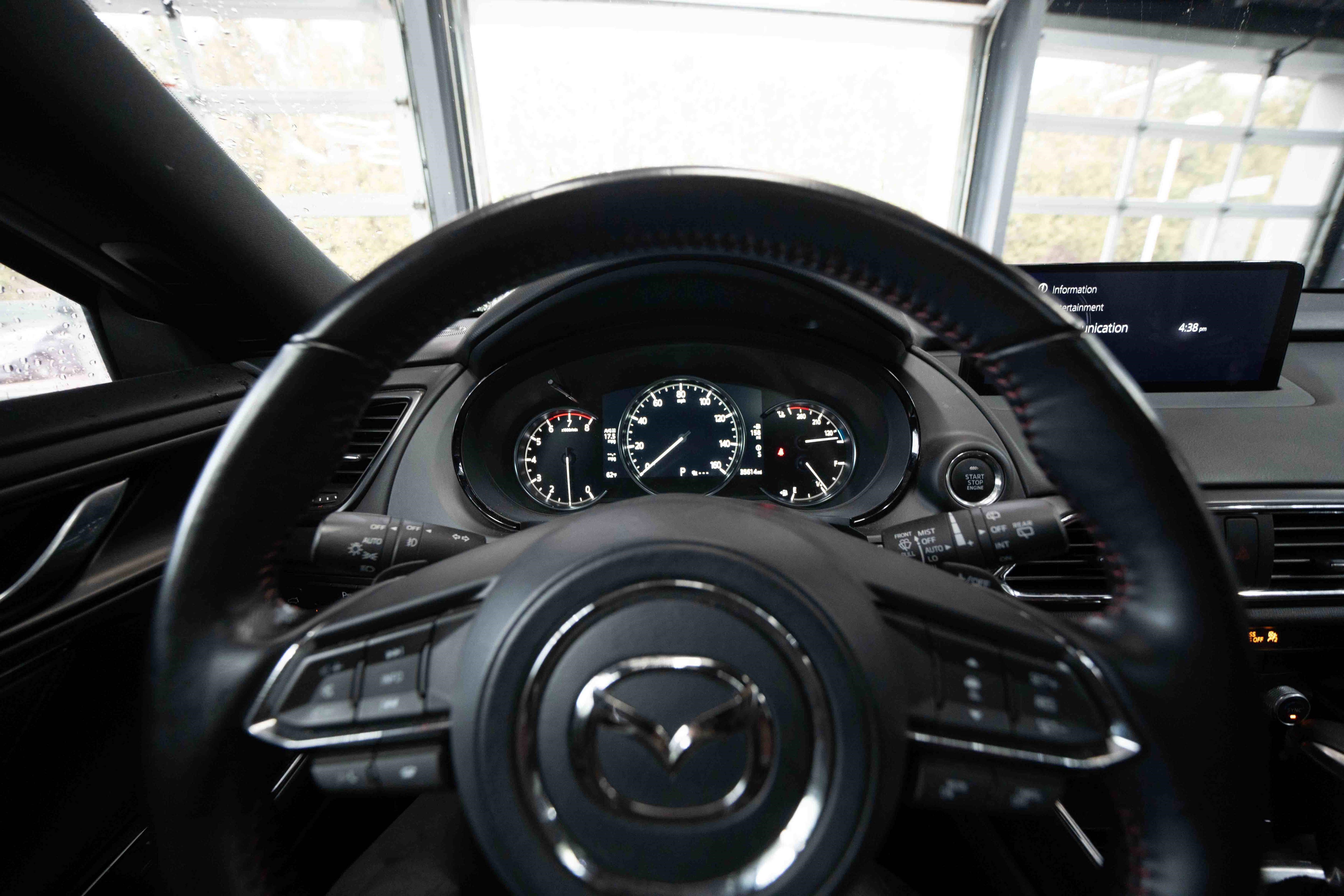 Used 2023 MAZDA CX-9 Carbon Edition image 15