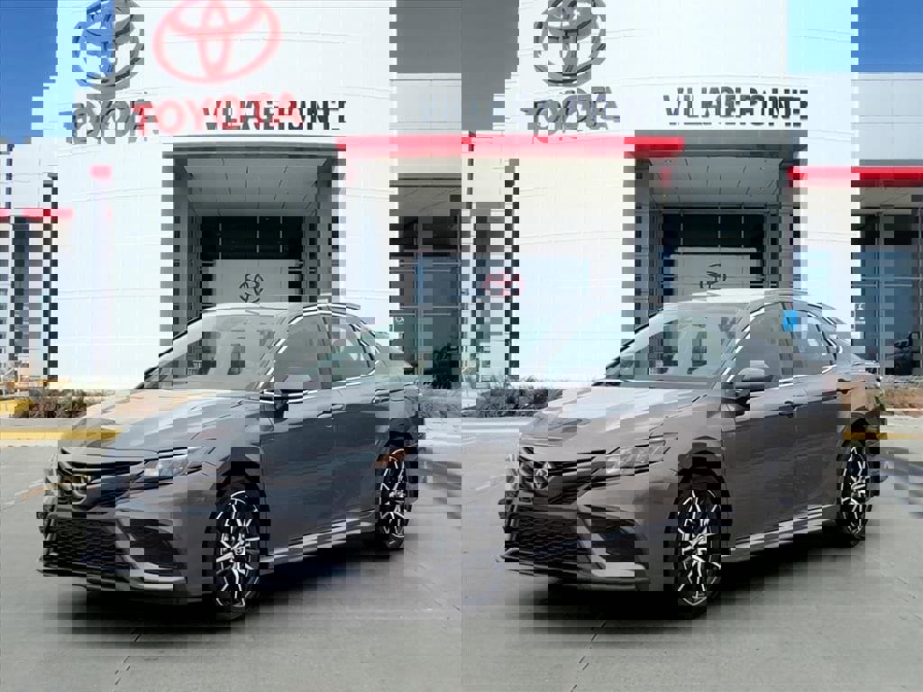 Used 2024 Toyota Camry SE