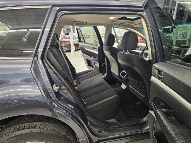 Used 2013 Subaru Outback 2.5i Premium AWD/4WD image 35