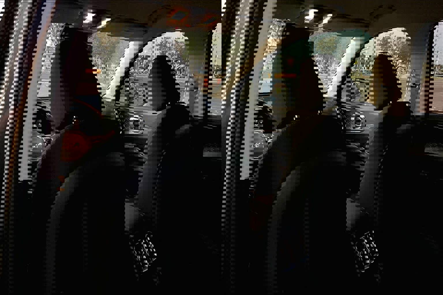 Certified 2024 Kia Sorento LX image 11