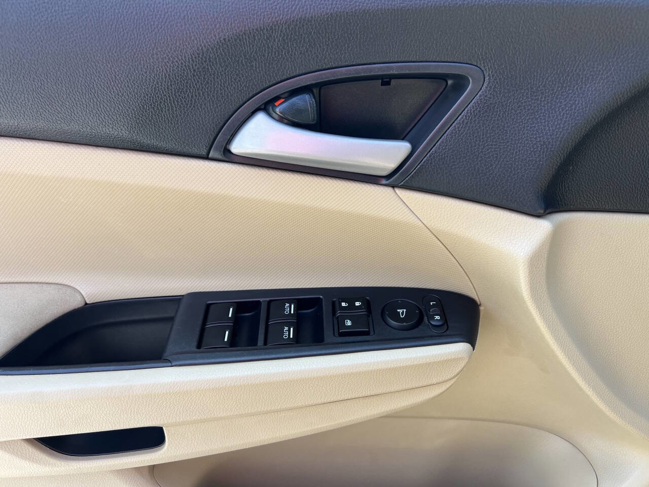 Used 2012 Honda Accord SE image 10