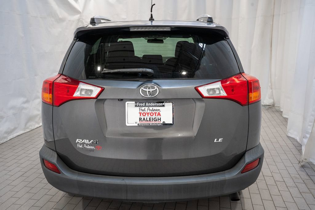 Used 2015 Toyota RAV4 LE image 5